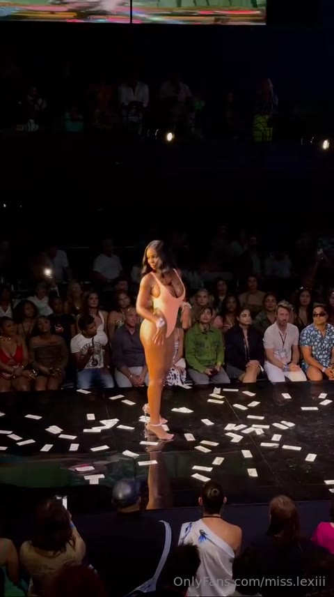 Misslexiii leaked nude content