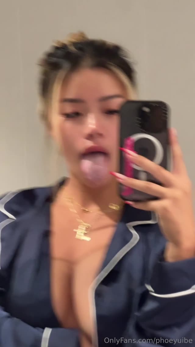 Phoebeyui exclusive leaked nude post on ReelHub
