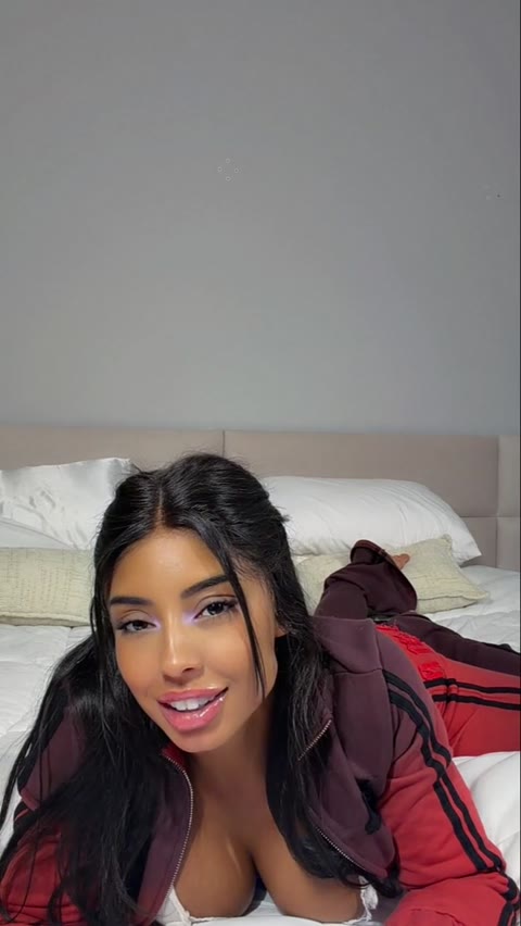 Qimmahrusso exclusive leaked nude post on ReelHub