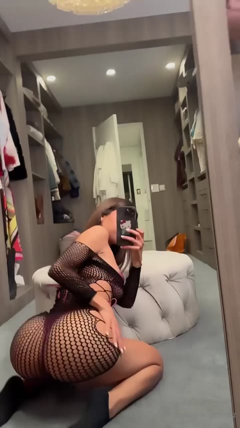 Sarahdavirgo exclusive leaked nude post on ReelHub