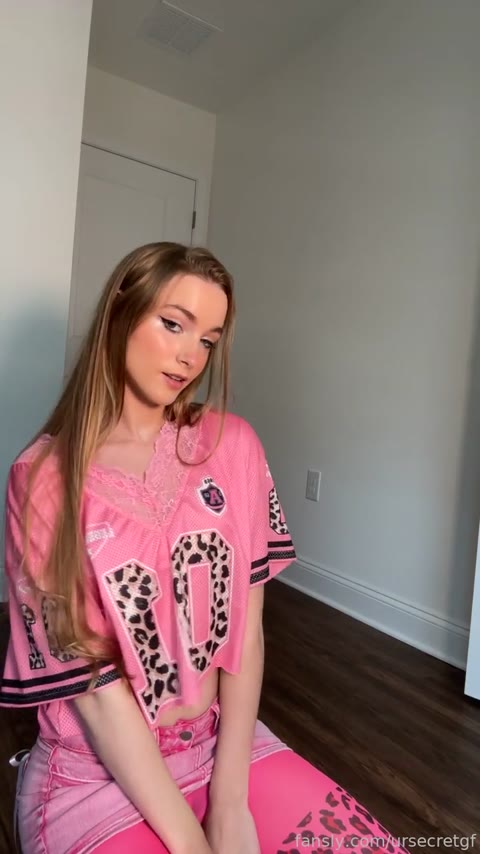 Ursecretgirlfriend exclusive leaked nude post on ReelHub