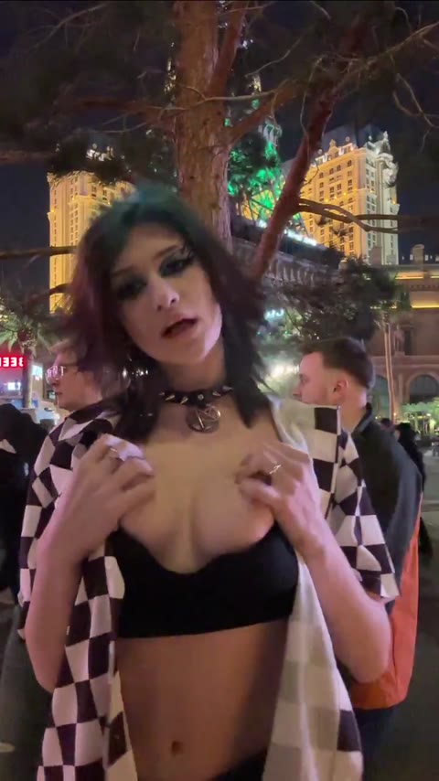 Vampkira leaked nude content