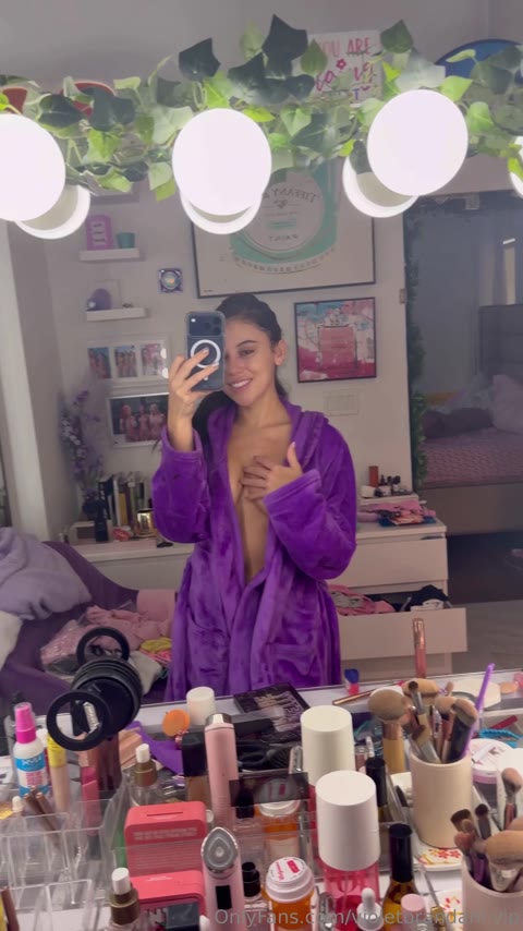 Violetsummers leaked nude content