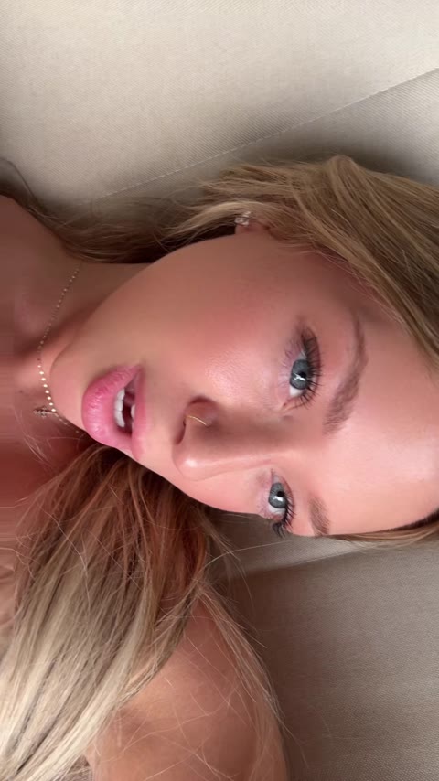 Xxsarabrooks exclusive leaked nude post on ReelHub