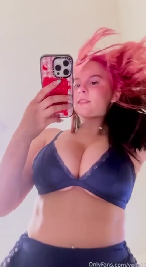Yellz0 leaked nude content