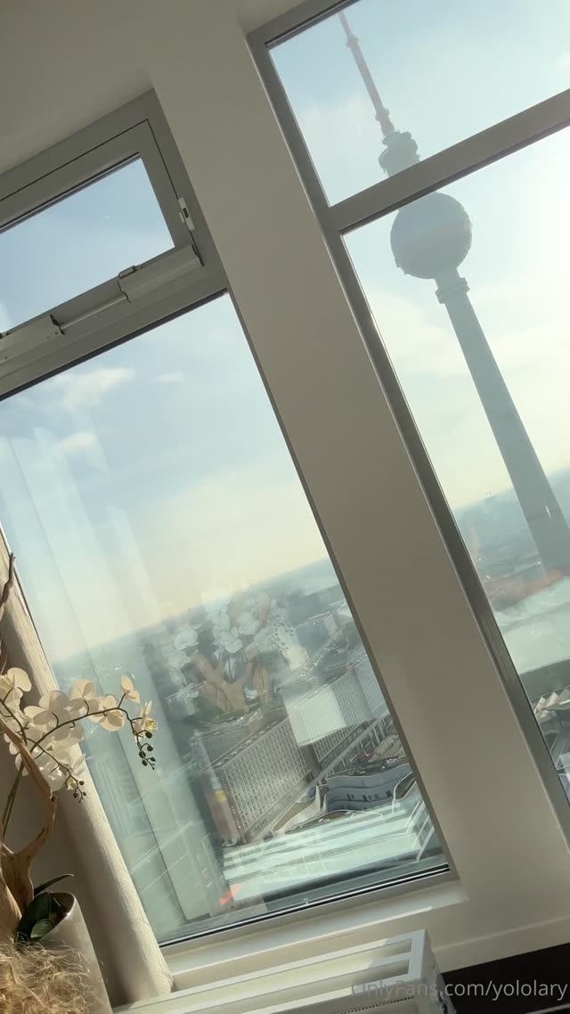 Yololaryy leaked nude content